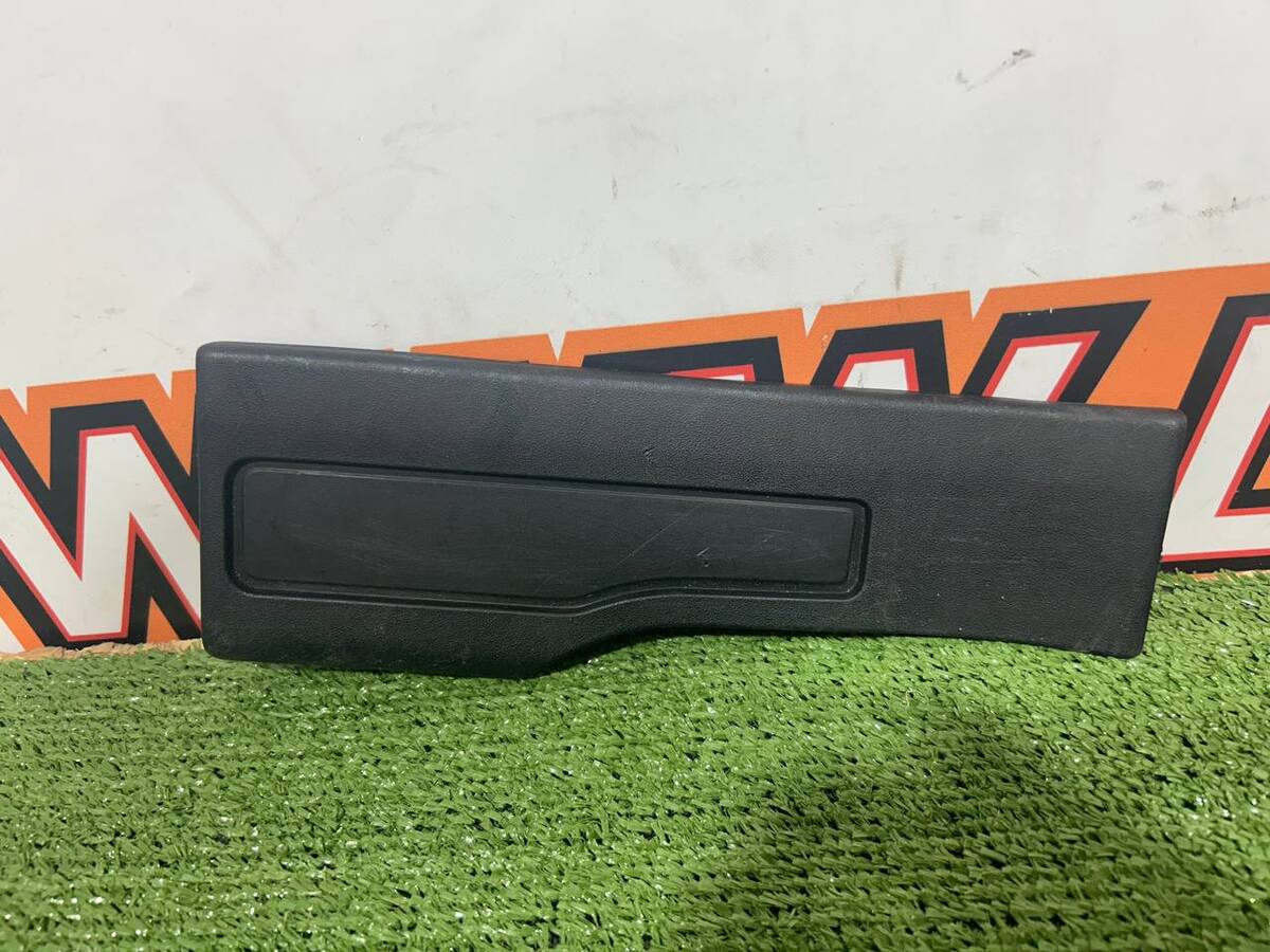 LR042985 Накладка порога задня права Range Rover Evoque L538 (2012-2018)